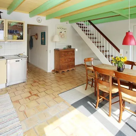 Amazing In Sams With 1 Bedrooms